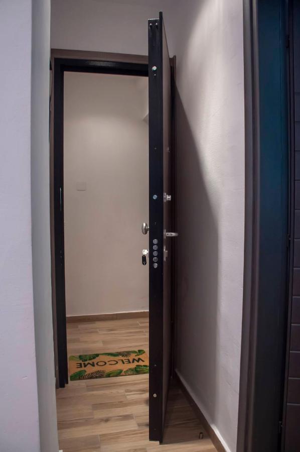 Comfort Apartment By Prima Lodging Tesalonika Bagian luar foto